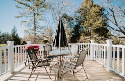 Spacious 5BR 2BA Free Parking Minutes to DC with Foosball - Photo 24