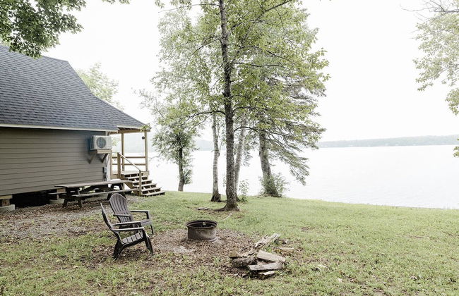 Portage Lakeside Cabins - Photo 60