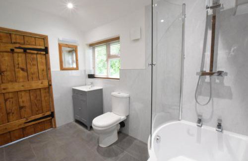 1 Tunns Cottages, Rushmere, nr Beccles - Foto 16