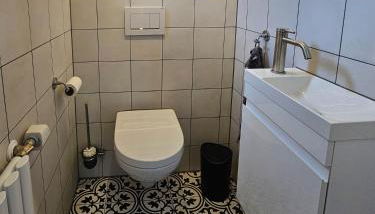 Landhaus mit Kachelofen - Nähe Skigebiete Brauneck Garmisch und Zugspitze - Foto 2