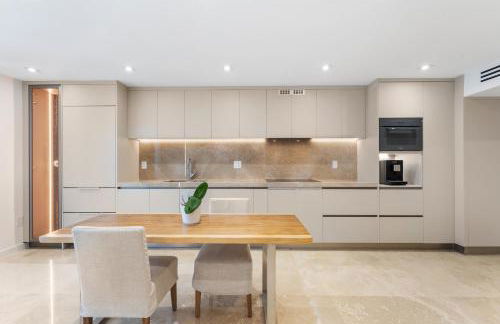 Amazing Ocean and 1 Hotel pool Views 2BR 3BA w Balcony - Foto 4