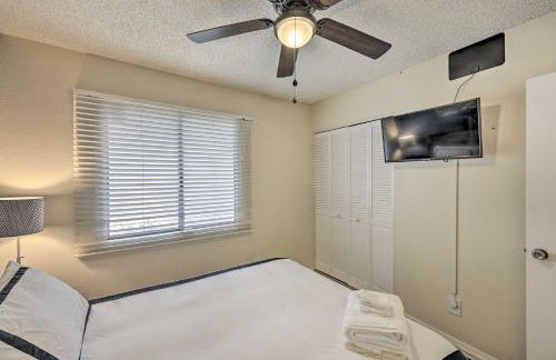 Family Friendly! Poolside Desert Oasis in Glendale - Foto 14