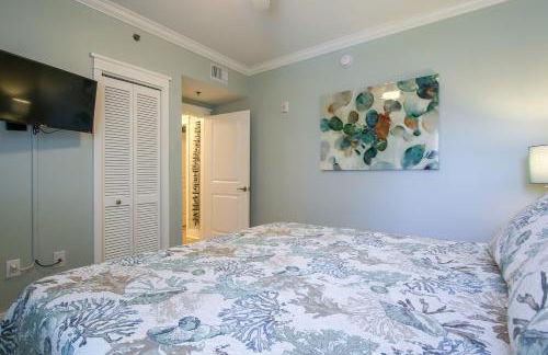 Gorgeous Overlooks The Courtyard in Classic Coastal Style Waterscape C400 - Foto 21