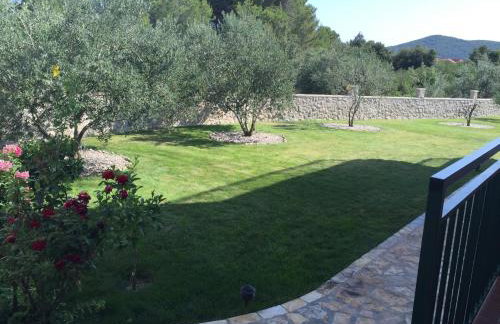 Americana Luxury Apartments - Foto 33