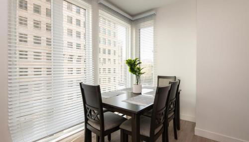 Chic 3-bed Apt with Pool & Hot Tub in Heart of DTLA - Foto 5