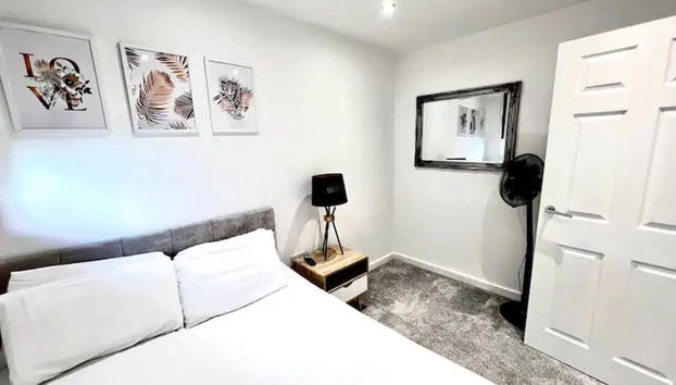 Remarkable 2-bed Apartment in Liverpool - Foto 4, Habitación
