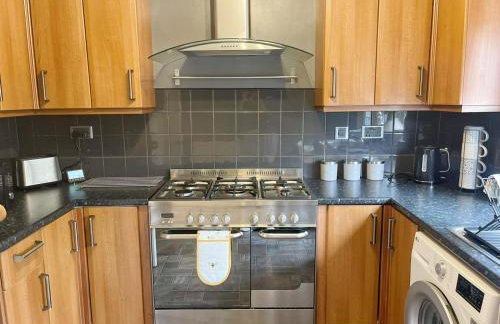 Detached 3-Bedroom House, Durham - Photo 3