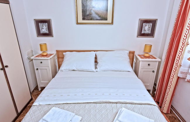 Peaceful and Secluded Krk Apartment With Terrace - Photo 2