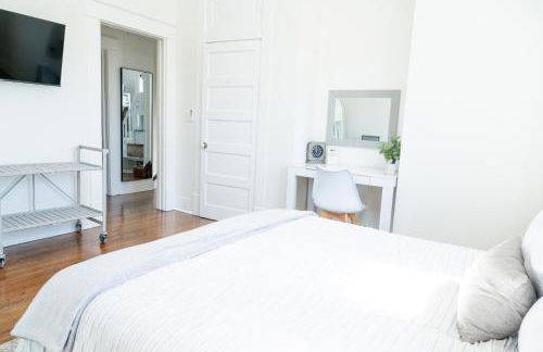 White Magnolia - Bakery Treats, Walk to Beach, Strand, Cruise, Pleasure Pier - Foto 26