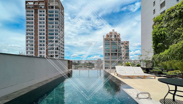 Zainalofts 609 - Foto 3, Piscina