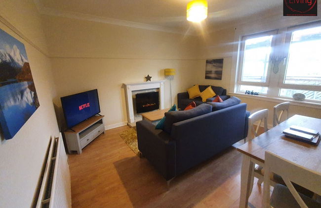 Two Bedroom Apartment by Klass Living Serviced Accommodation Airdrie - Nicol Apartment With WiFi & Parking - Foto 6