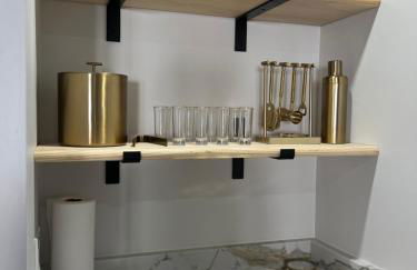 Newly Renovated Loft Villa at Norwich Spa with amenities, 3 minutes to Mohegan - Foto 12