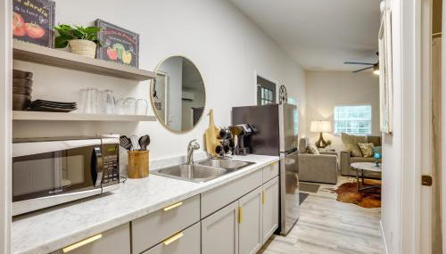 Peaceful Montgomery Vacation Rental with Porch! - Foto 2