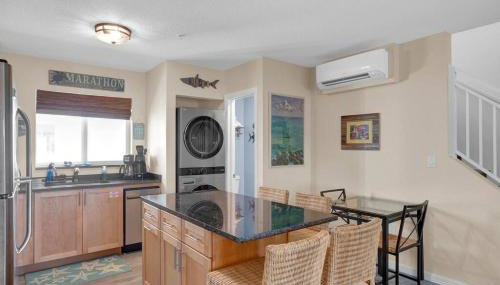 1B 2Ba Seaside Getaway Pool Oceanside - Foto 5