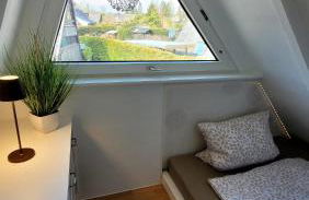 Wohlfühloase in der Eifel mit Weitblick in die Natur, Seenähe, Poolnutzung, Minigolf, Tennis und vieles mehr - Photo 33