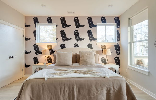 The Stage by Avantstay Chic 4bdr w Covered Balcony Modern Newly Built - Photo 22