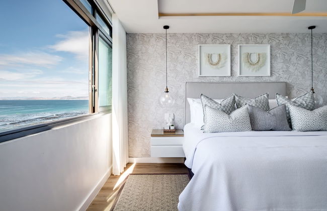 Magical Apartment w Uninterrupted Ocean Views Mouille Views - Photo 46