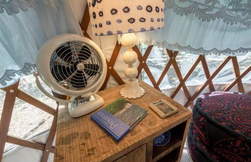 Cozy Romantic Yurt Rental in Woodlands near California Beach Town of Cayucos - Foto 30