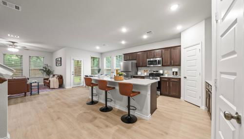 Luxurious 4 Bed Duplex Getaway! - Photo 1, toaster