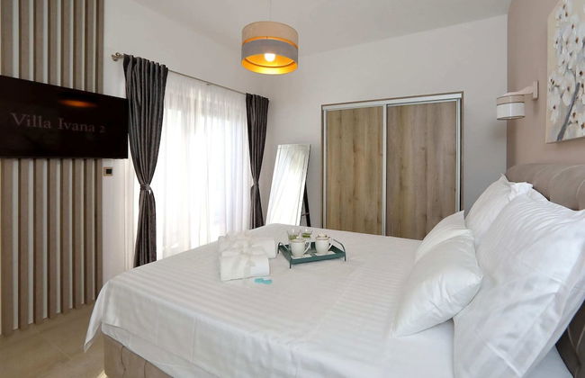 Villa in Starigrad With Heated Pool - Foto 3