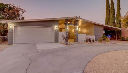 Modern Mini Golf Oasis - Foto 2