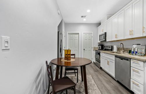 Cozy 2bdr, 1br home near downtown - Foto 4