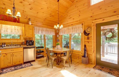 Secluded Cabin Hot Tub and 10 Mi to Blue Ridge - Foto 9