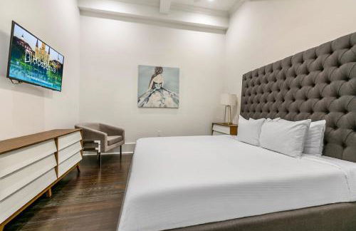 1 and 2 BR Private Condos Steps Away From French Quarter - Foto 124