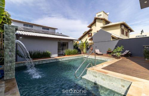 Casa com Piscina Próxima à Praia JDE792 - Foto 1