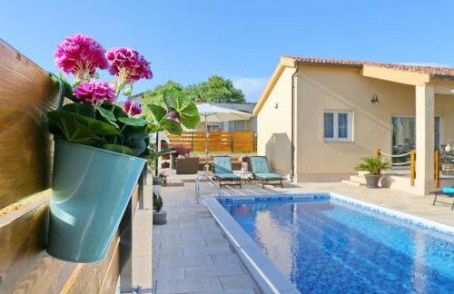 Punta Garden Pool House - Photo 31