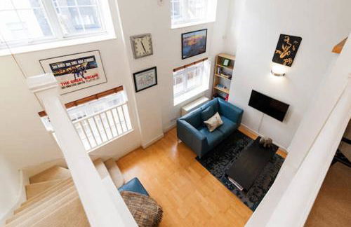 Central 2-Bed, 2-Bath Sanctuary near Holborn Station, Covent Garden & West End - Foto 4