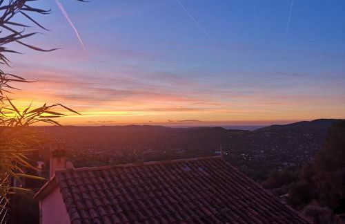 Vue mer, au calme, avec jardin ! - Foto 1