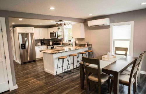 Gateway to Acadia Renovated Milbridge Coastal Home - Foto 3