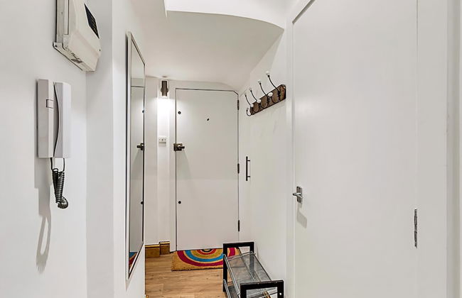 Modern Comfort Two Bedroom Gem on the Rye - Foto 71