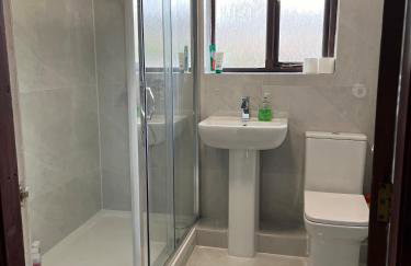 Preston 4 bedroom house near M55 & M6 - Photo 21