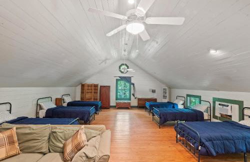 Wonderland Cabin - Enchanting Lakeside Sanctuary - Foto 9