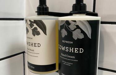 "The Garden Apartment Newquay" by Greenstay Serviced Accommodation - Beautiful 2 Bed Apartment With Parking & Garden Terrace, Dog Friendly, Close To Beaches, Shops & Restaurants - Perfect For Families, Couples, Small Groups & Business Travellers - Foto 18