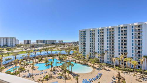 Modern Resort Condo with Balcony - Walk to Beach! - Foto 2