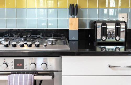 Spacious Flat A Few Mins Walk to Carlyon Bay Beach - Foto 9