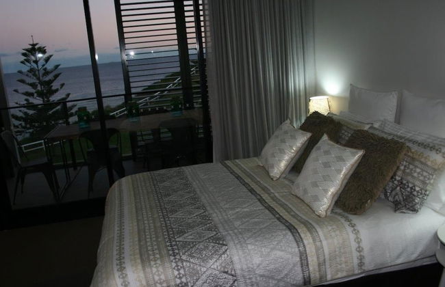 Apartment on King Street - Photo 3