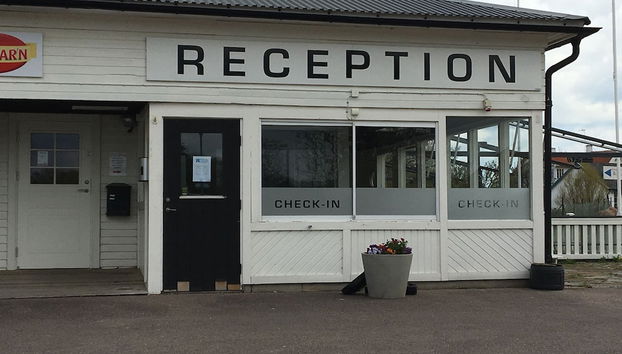 Mostrador de check-in y check-out