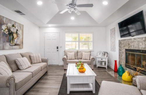 Remodeled 1 Acre Ranch Home in Madera - Foto 8