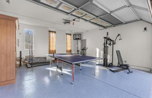 Game Lovers Retreat, spacious 4000 sqft Getaway - Foto 34