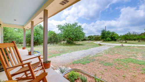 Fox Ridge Farmhouse - Hill Country Getaway! - Foto 3