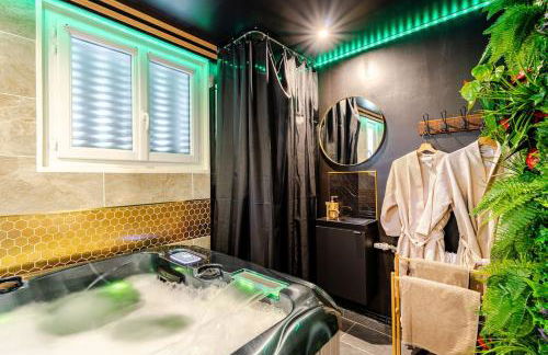 Secret SPA Jacuzzi & Cinema - Foto 12