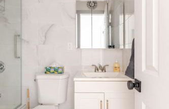 Stylish 3BR Home Near NYC in Perfect Location - Foto 12