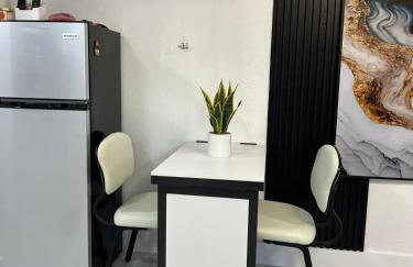 AMIRI Hollywood 5 mins from Hard Rock Stadium & The Guitar - Foto 74