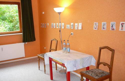 O11- Großzügige Fewo im Künstlerhaus - Photo 24