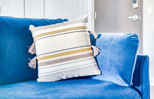 CozySuites Music Row Charming 1BR free parking! 04 - Foto 10