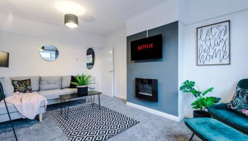 Welcoming 3 bed home, 10 mins from Chester races and zoo - Foto 1